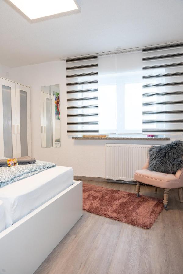 #3 Bequemes Zimmer Mit Pool Und Garten Memmingen Extérieur photo