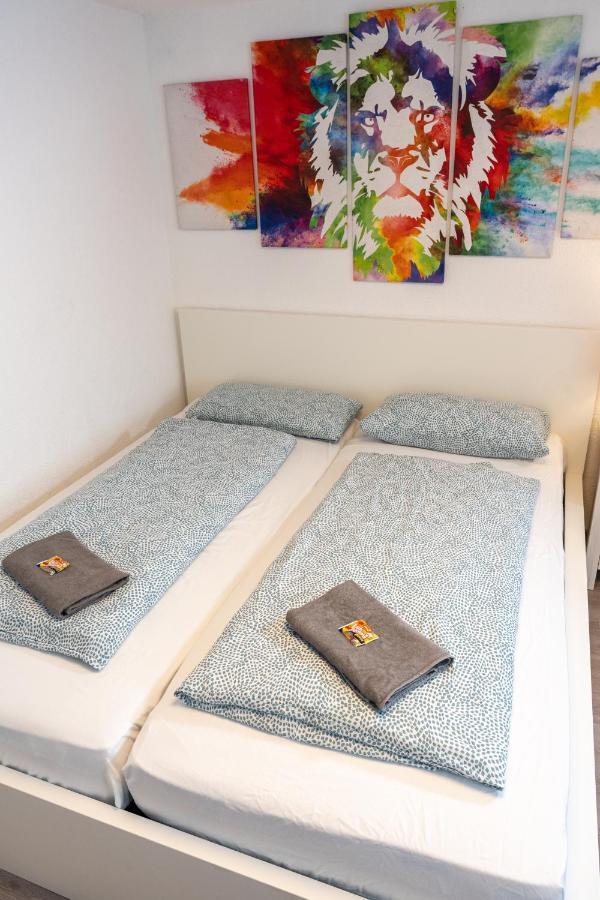 #3 Bequemes Zimmer Mit Pool Und Garten Memmingen Extérieur photo