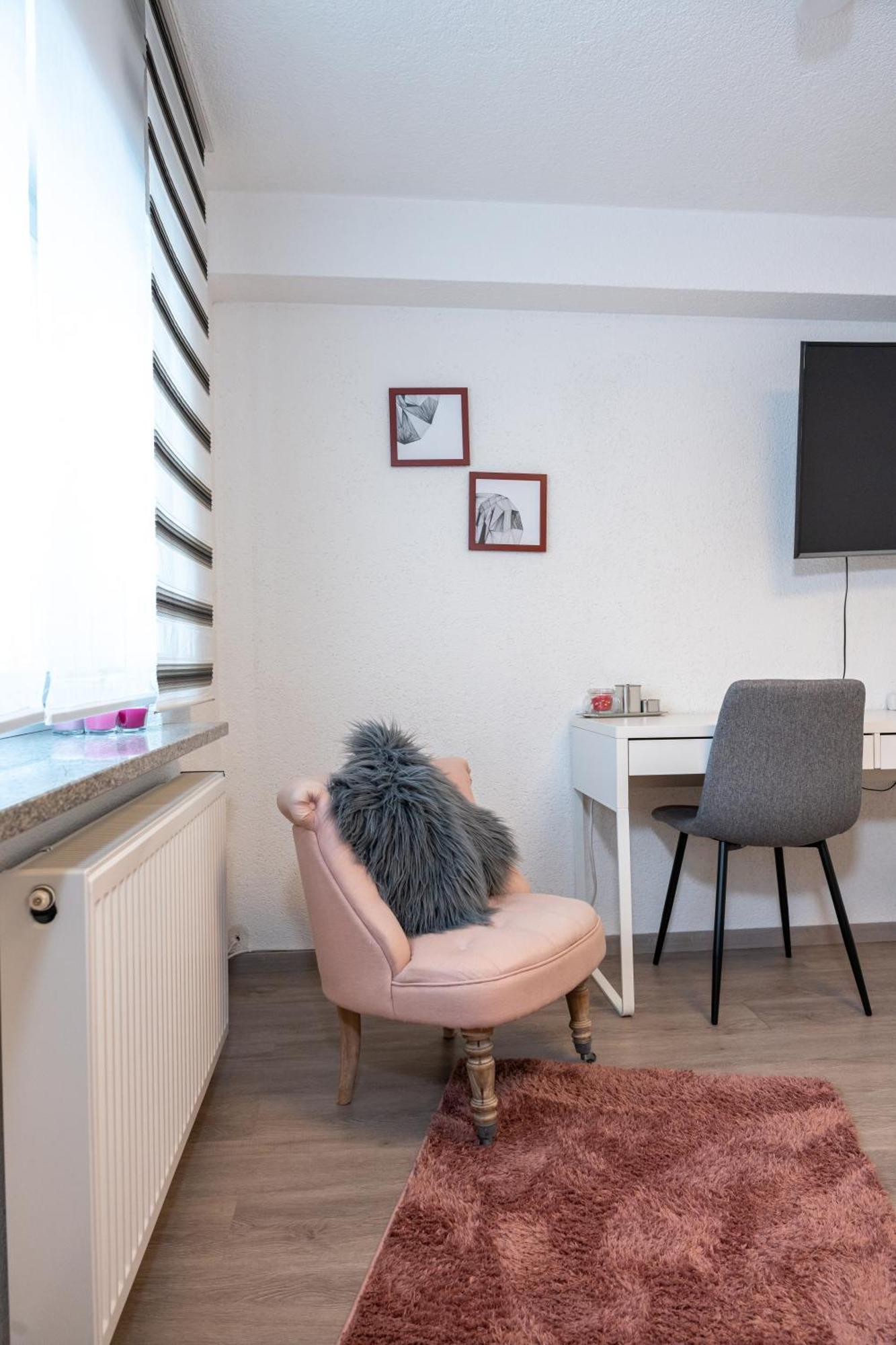 #3 Bequemes Zimmer Mit Pool Und Garten Memmingen Extérieur photo